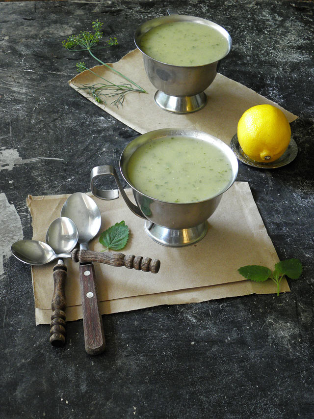 creamy zucchini soup with herbs